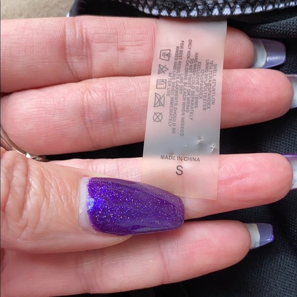 Halter neck one piece suit - Picture 3 of 3